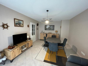 Appartement 1 Chambre, Garage, Proche Plage et Centre, 2 Étoiles, Sables-d'Olonne - FR-1-197-583